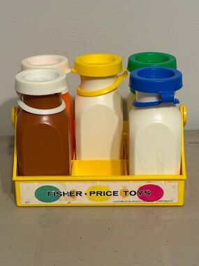 Fisher-Price Kids Pretend Milk Bottle Set - Multicolor